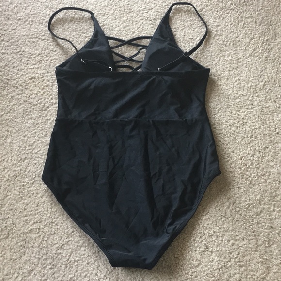 New! Never worn! Sexy plunge monokini - Picture 5 of 5